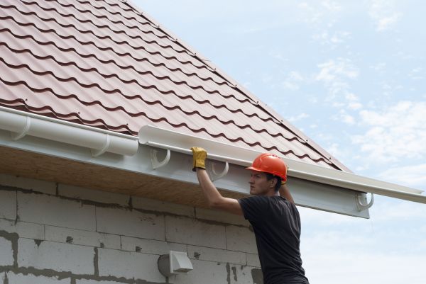 Rain Gutter Repair in Logan